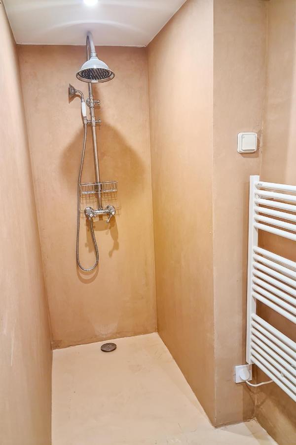 Le Petit Cocon De Chalon Holiday home *